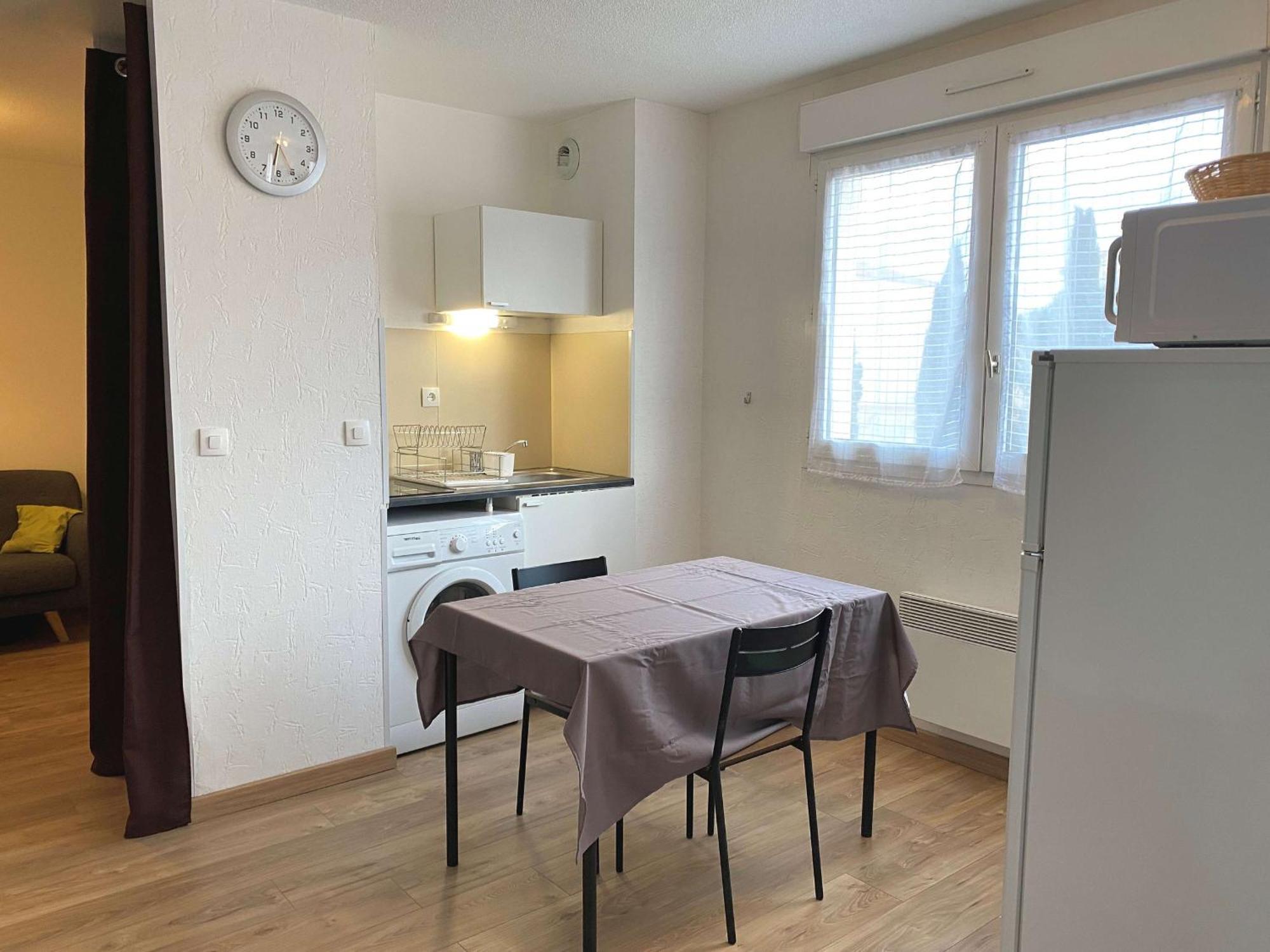 Studio Renove Avec Balcon, Proche Commerces, Wifi Et Cellier Privatif - Balaruc-Les-Bains. - Fr-1-553-13 Exterior foto