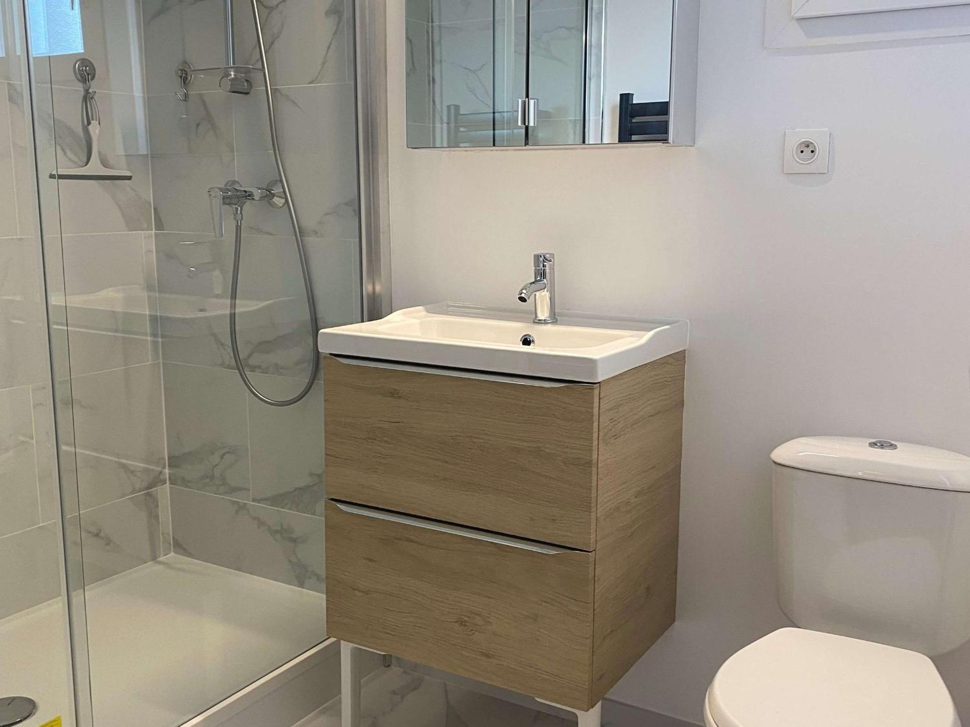 Studio Renove Avec Balcon, Proche Commerces, Wifi Et Cellier Privatif - Balaruc-Les-Bains. - Fr-1-553-13 Exterior foto