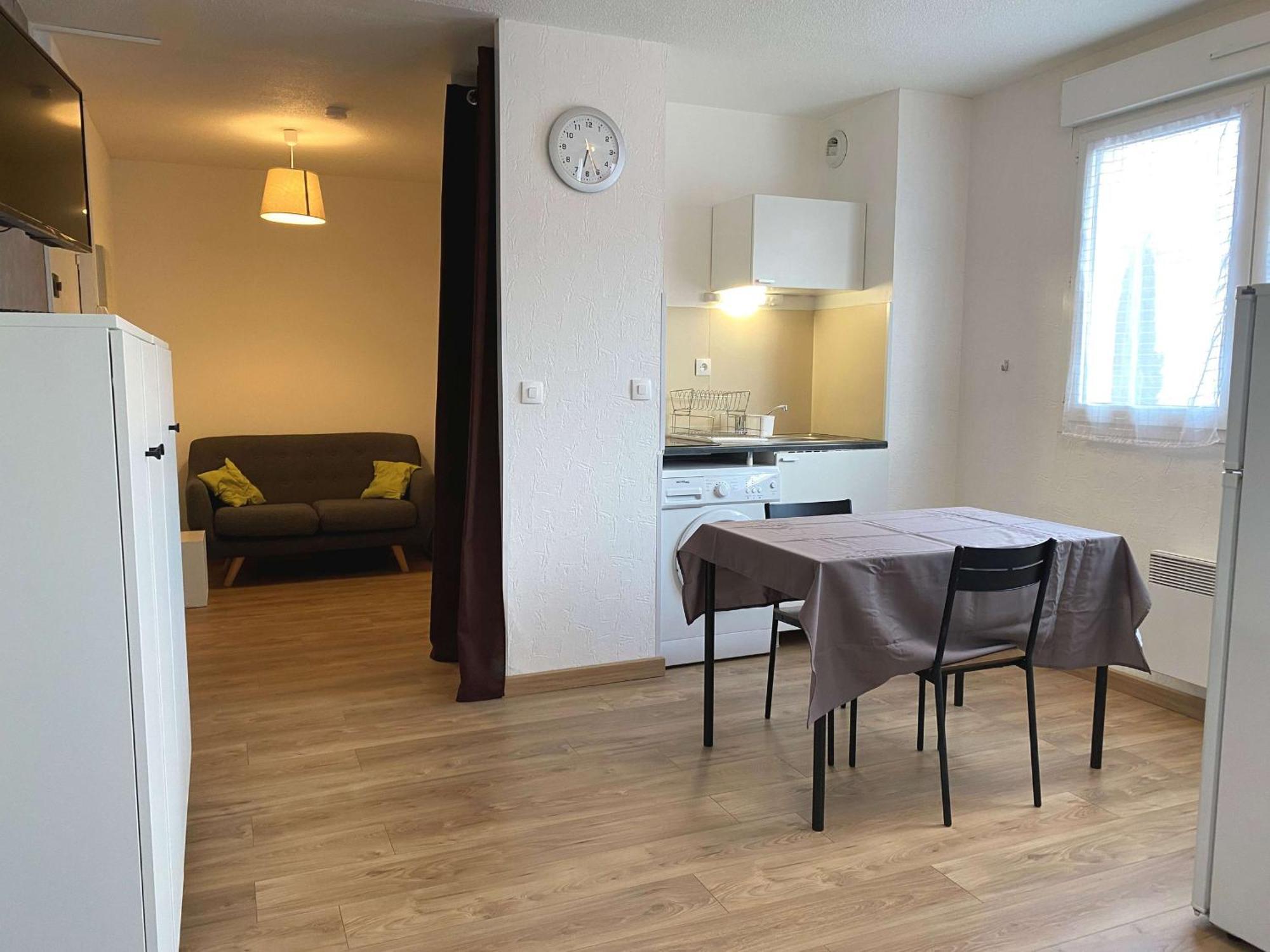 Studio Renove Avec Balcon, Proche Commerces, Wifi Et Cellier Privatif - Balaruc-Les-Bains. - Fr-1-553-13 Exterior foto